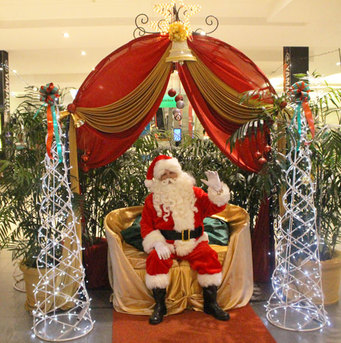 Father Christmas in Zambia! - Father Christmas in Zambia